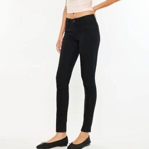 9/28 KanCan Mid Rise Skinny Irresistible & Sophisticated Black NWT